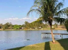 Casa de Campo em frente ao Lago em Americana-SP
