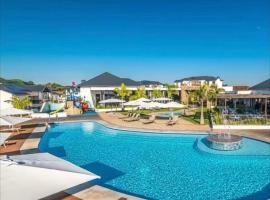 Penthouse Suite, Exquisite One Bedroom Apartment, hotel v destinaci Ballito