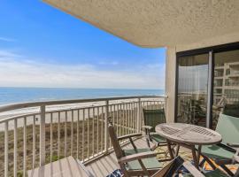 Windemere Beachfront Oasis with Hot Tub and Pool Access, ξενοδοχείο σε Myrtle Beach