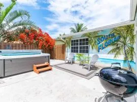 Ventur Tropical w Hot Tub Close to Beach