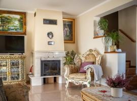 Prywatny Dom z Parkingiem Trzy Sypialnie Self check-in Faktura, villa in Rzeszów