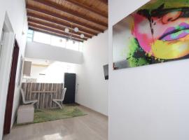 luminoso y fresco apto cerca de todo, hotell sihtkohas Girón