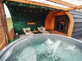Portside Pasture - (Luxury Cabin)
