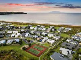 The Weekender - Omaha Holiday Home