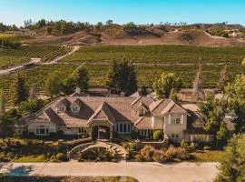 La Barrique by AvantStay Secluded 14 Acre Estate w Vball Pool