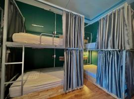 Nhi's House & Safari -Motorbike Rental-Tour, hotel v destinaci Ha Giang