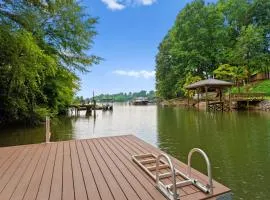 Hideaway Cove Private Dock Firepit New Build