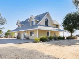 Wine Country Retreat Gorgeous Views Minutes to Wineries