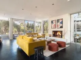 Balboa I by AvantStay - Stylish Condo Balboa Park Adjacent w Views