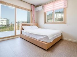samcheok aramaru pension, hotel v destinaci Samčchok