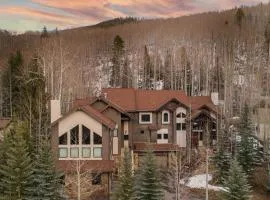 Highline by AvantStay Breathtaking Mountain Home w Hot Tub Views