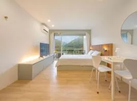 Gapyeong Rowa River view Pension
