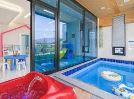Gyeongju cheongun28 kids Poolvilla