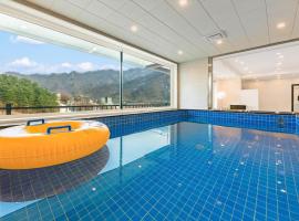 Gapyeong Haneul Sanchaek Poolvilla Pensi, hotel a Gapyeong