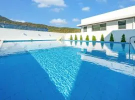 Geoje Forest-Morning Spa Pension