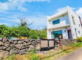 Jeju Damongchae Pension
