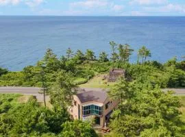 jeju oceancliffcottage