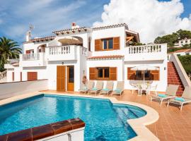 Villa Olivera, hotel in Son Bou