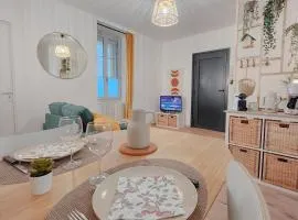Le Petit Polinois