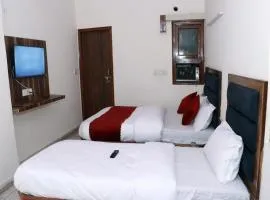 Hotel Gush At New Delhi Railway Station