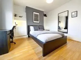 Liberty Stockwell Rooms