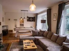 Hot Tub Cottage - Cross Lane