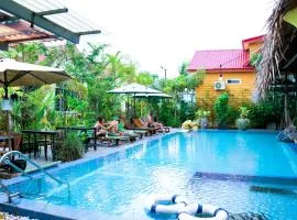 Yellow Star Hostel