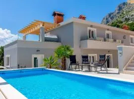 Villa Majestic Vista - Private Pool