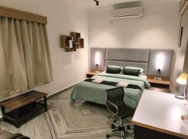Siolim Suites: Siolim şehrinde bir otel