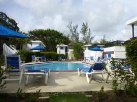 Rockley Golf Club, 2 bed 2 bath Pool, Tennis, Golf, Bar & Restaurant!, hotel con spa en Bridgetown