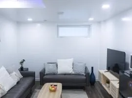 Cozy 2 Bedroom Basement Suite