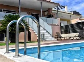Villa Cat El