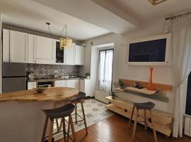 Appartamento incantevole in piccola corte a Rho, hotel v destinaci Rho