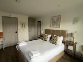 Pine, Country chalet located in Pegsdon