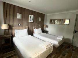Aspen, Country Chalet located In Pegsdon, hotel a Hexton