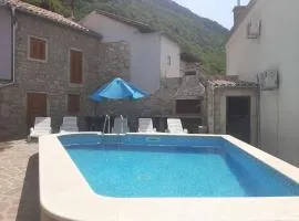 House Dragica