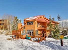 10 Mi to Keystone Resort Cabin with Private Hot Tub