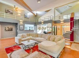 2 Mi to Six Flags Lake George Home with Large Patio