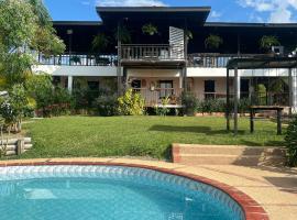 Montenegro में, होटल Los lagos del abuelo