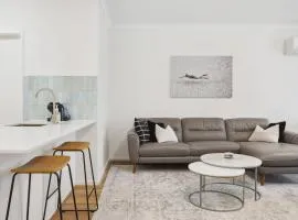 REGL20/11 - East Perth Escape