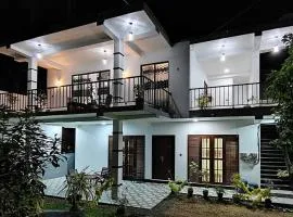 Villa 51 Ground Floor & First Floor with Cozy Guests House