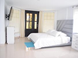 NAPOLES - Luxury Home, hotel v destinaci Cayambe