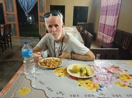 Crocodile View Camp Hotel, Hotel in Bharatpur