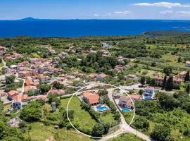 Villa Lavinija