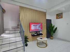 Sandakan Corner Terrace House