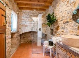 Almond Blossom Cottage 1
