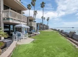 Holiday Getaway-Beachfront Views 2 Pools 3 Spas