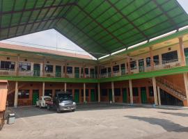 OYO 92693 Houstel Darma Syariah, hotel in Probolinggo