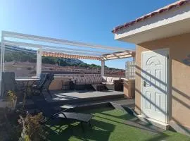 Amplia casa con terraza y barbacoa R121 by Novadesta