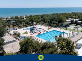 Club del Sole Stork Family Collection